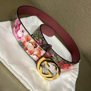 Gucci Supreme GG belt